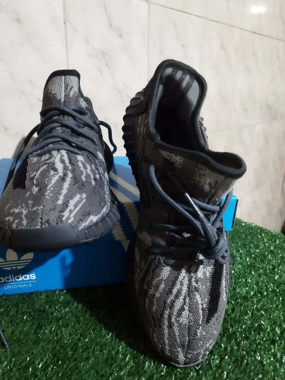 Tênis Adidas Yeezy Boost 350 V2 Tam 39 Calçados Brás, São