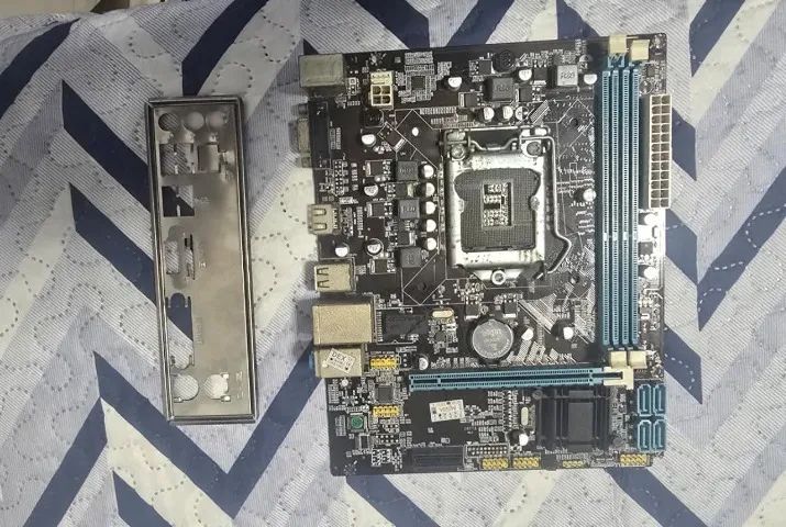 Placa mãe TG-H61-33 (155) - Foto 2