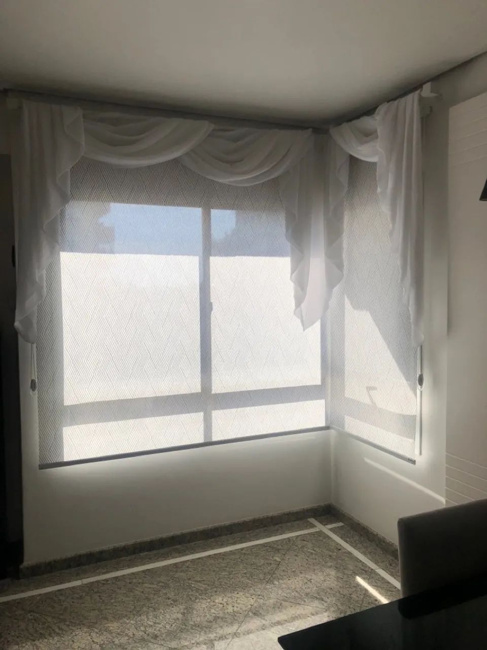 Cortinas 2(duas) de Rollo Elmo para sala - Foto 3