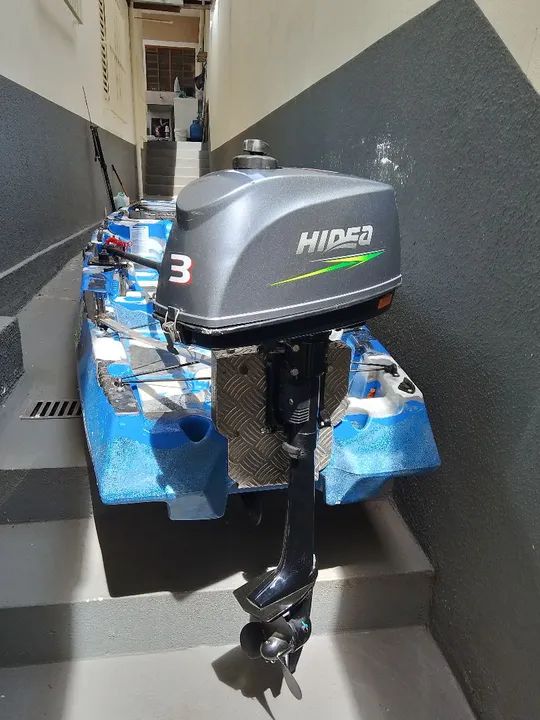 Caiaque iron com motor 6.500  - Foto 2