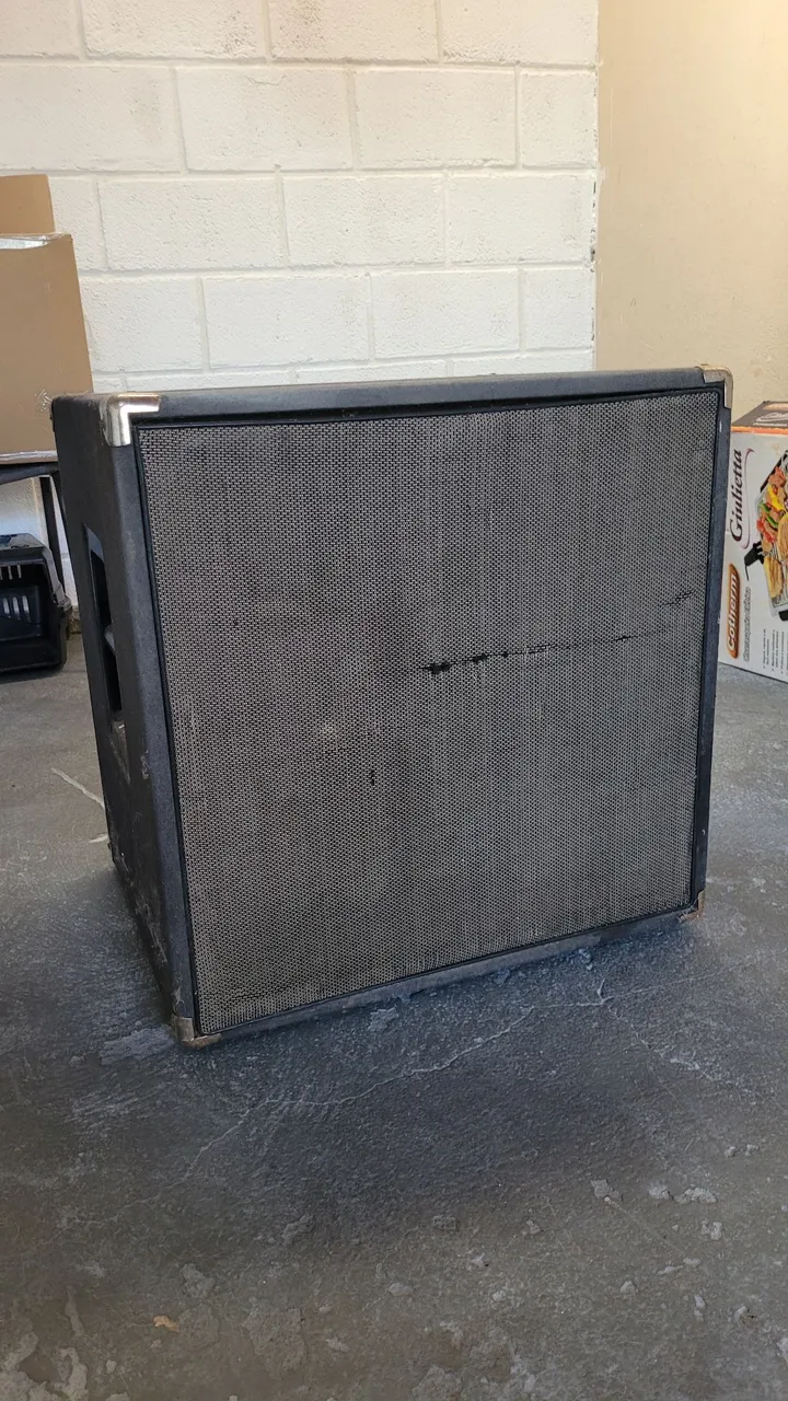 Caixa de Som Subwoofer