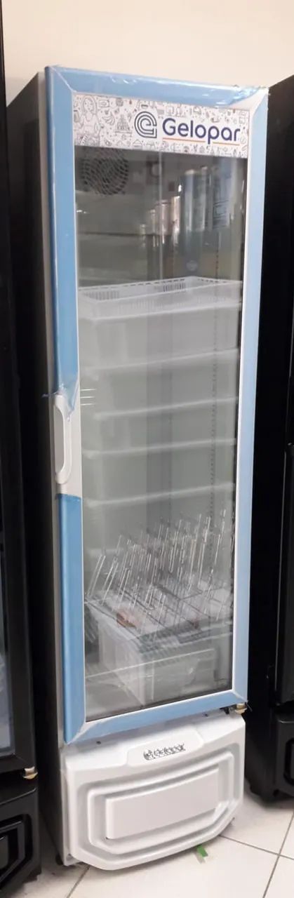 Visa Cooler branco expositor de bebidas 230 litros  - Gelopar - Sadi