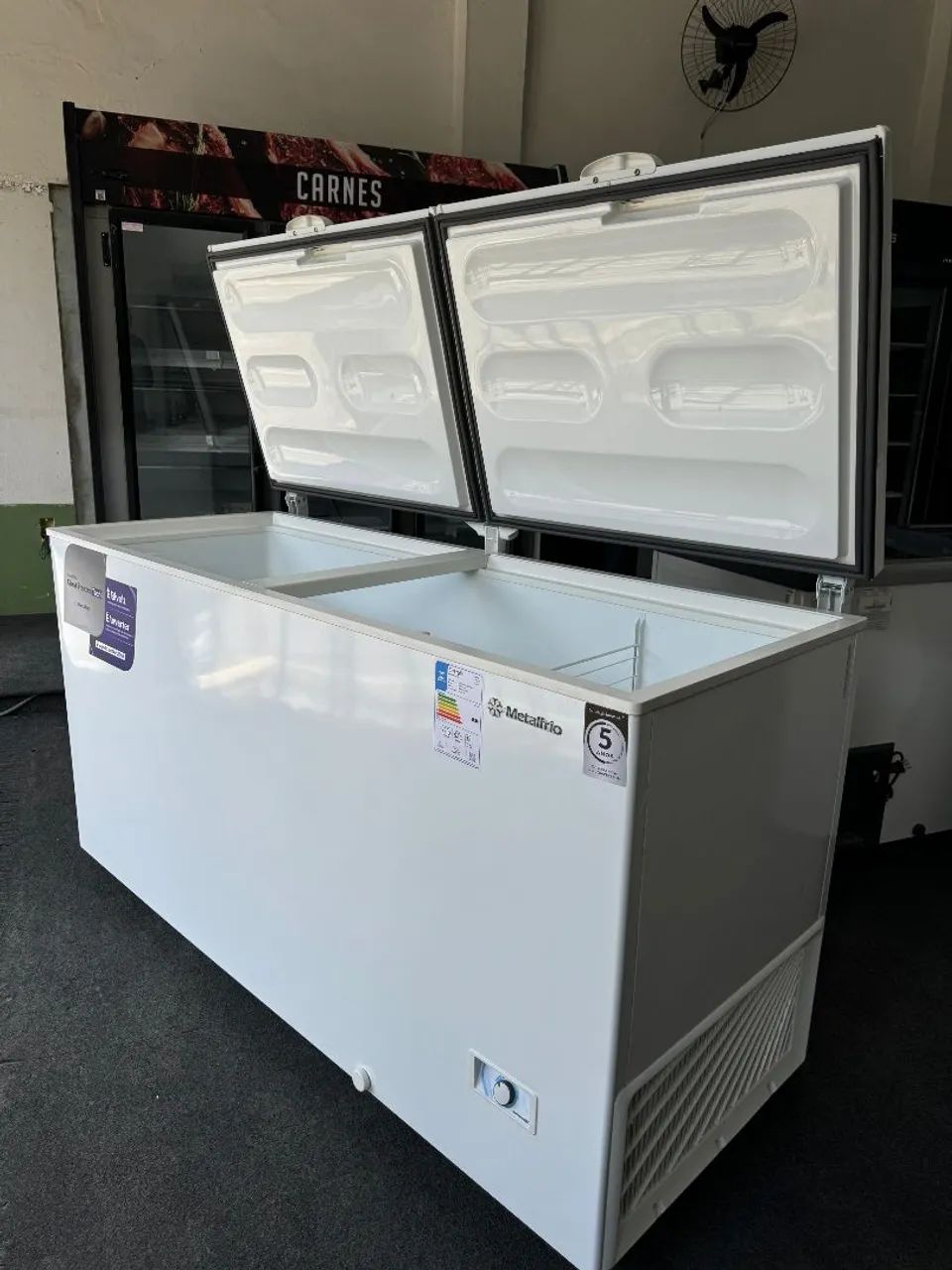 Freezer Horizontal 550 Litros Bivolt Metalfrio Novo - Foto 2