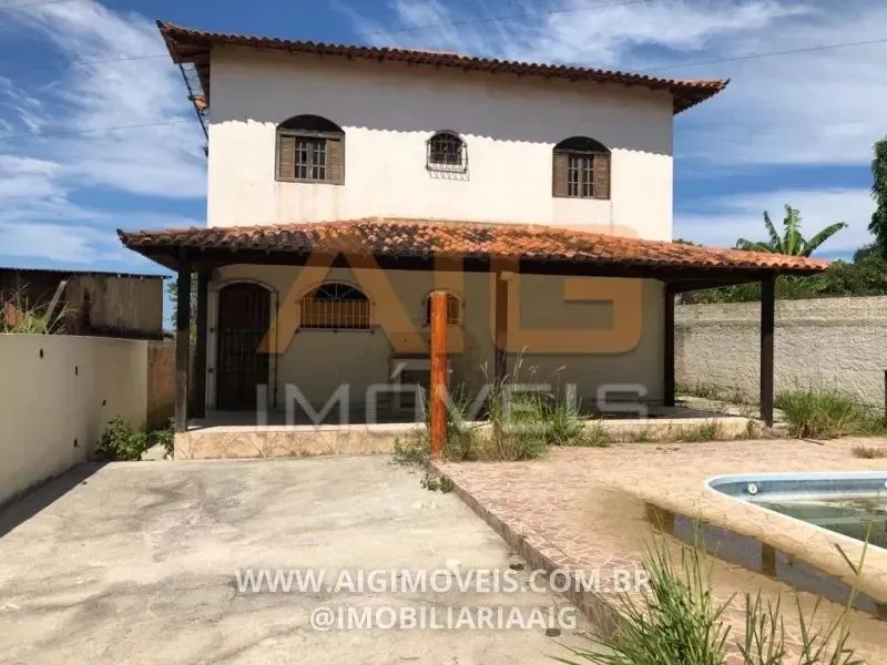 Casa 4 Quartos Piscina Amplo terreno