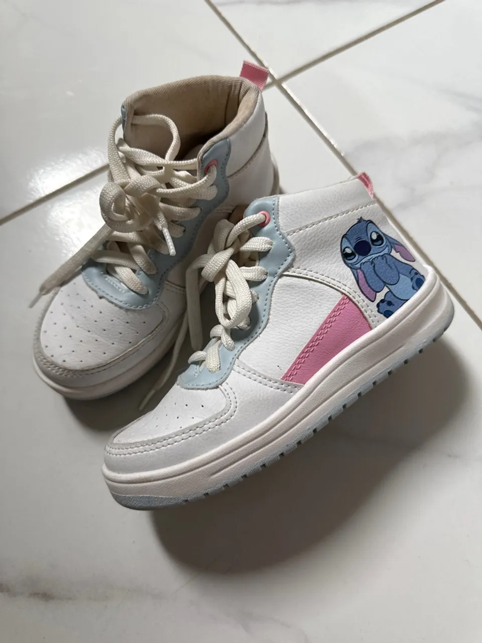 Tênis Infantil Stitch - Conforto e Estilo!