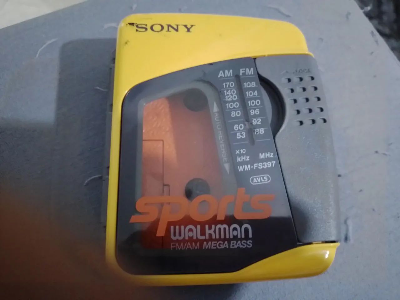 Sony Sports Walkman WM-FS397 ler a descrição  - Foto 6