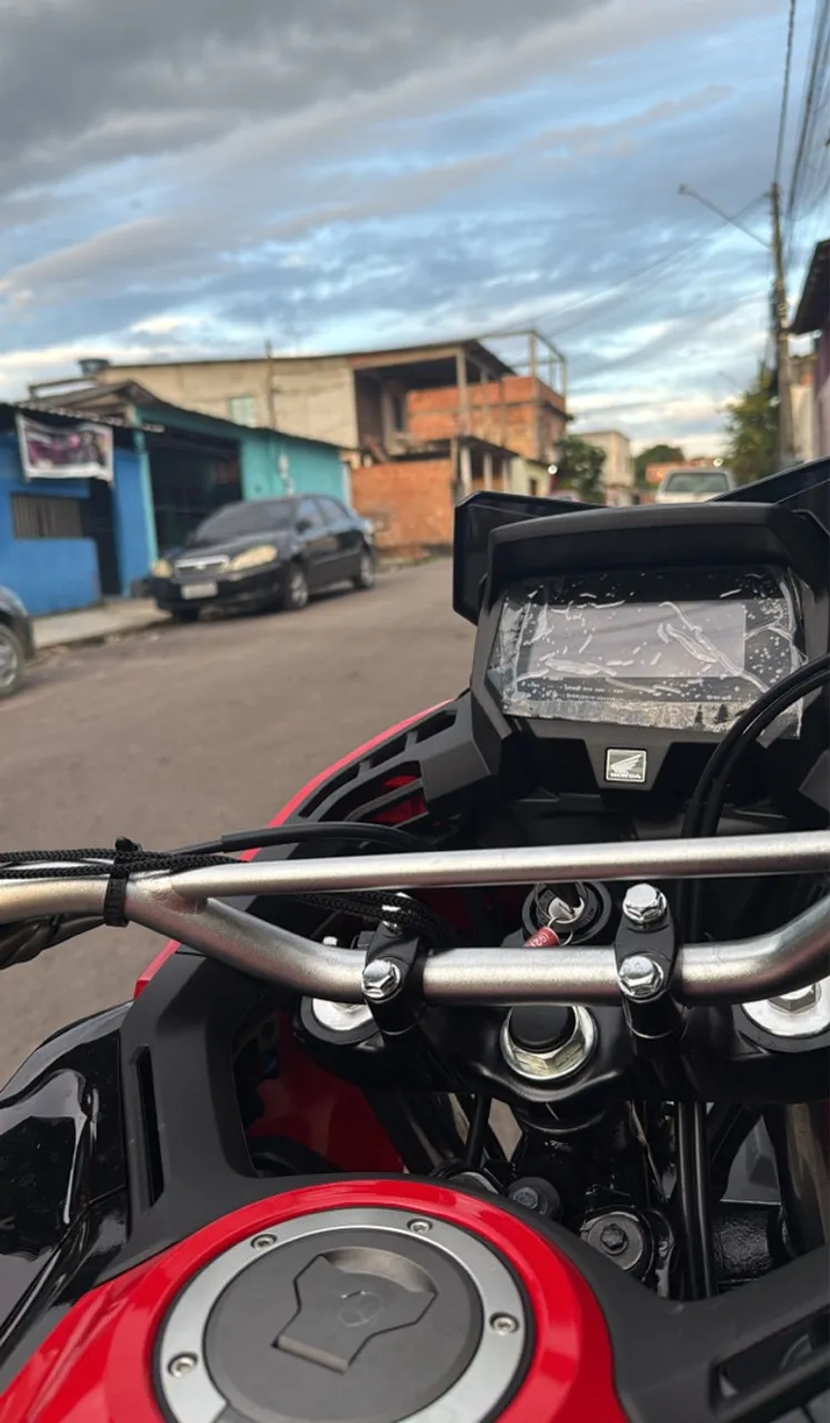 Vendo essa moto já financiado