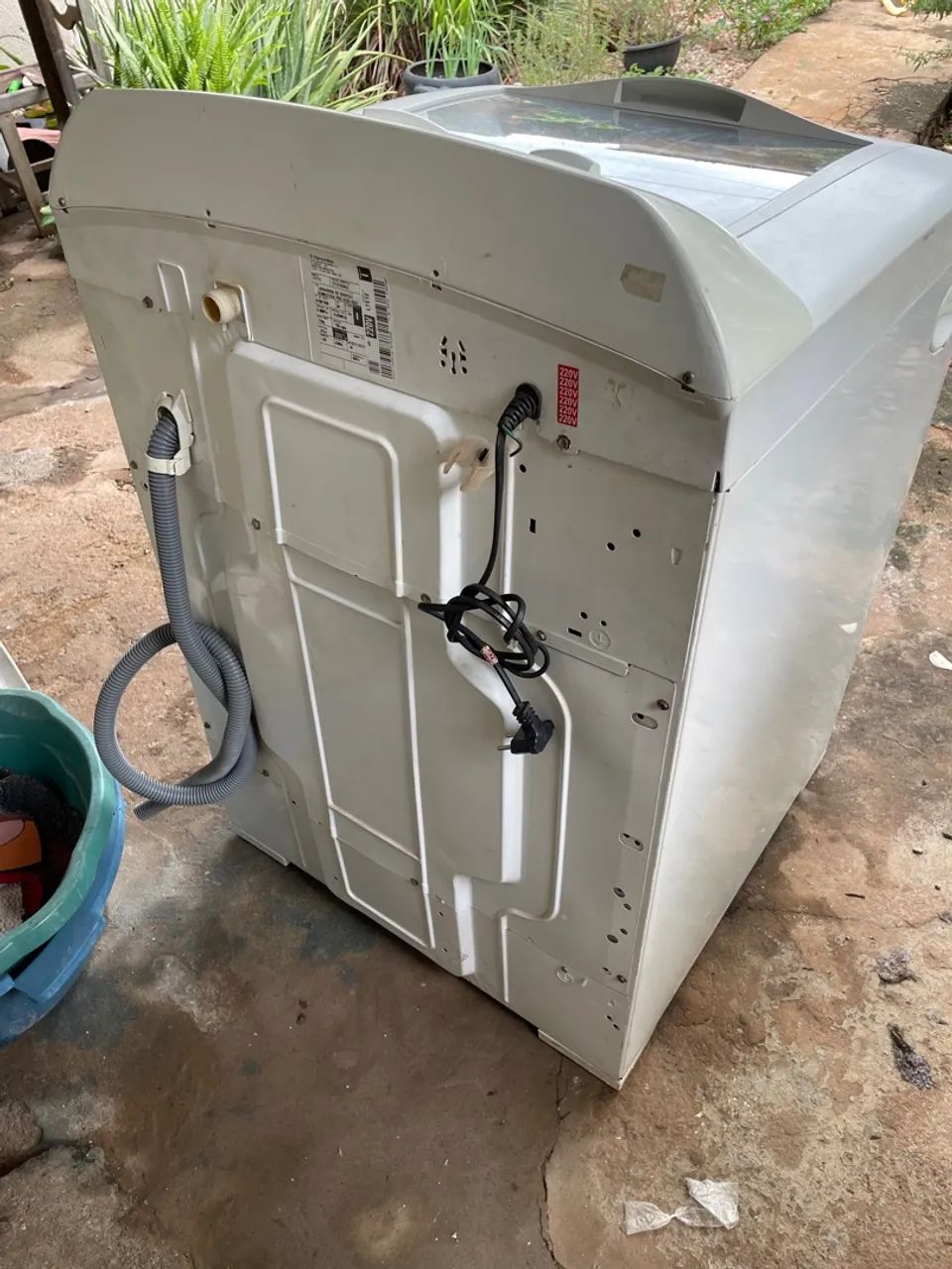 Máquina de Lavar Electrolux Turbo Economia 12kg é uma geladeira bem conservada  - Foto 4