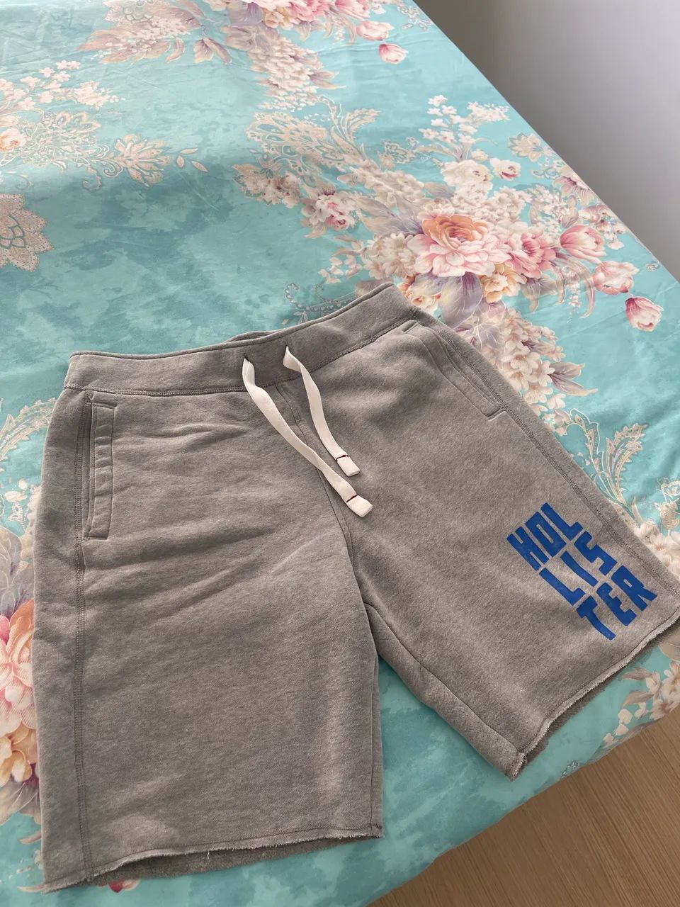 Bermuda Moletom Hollister 