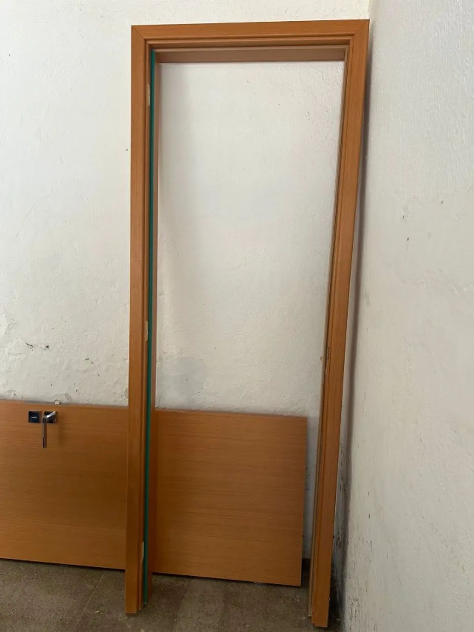 Ready-Made Door Kit 70 x 2.10 – Complete