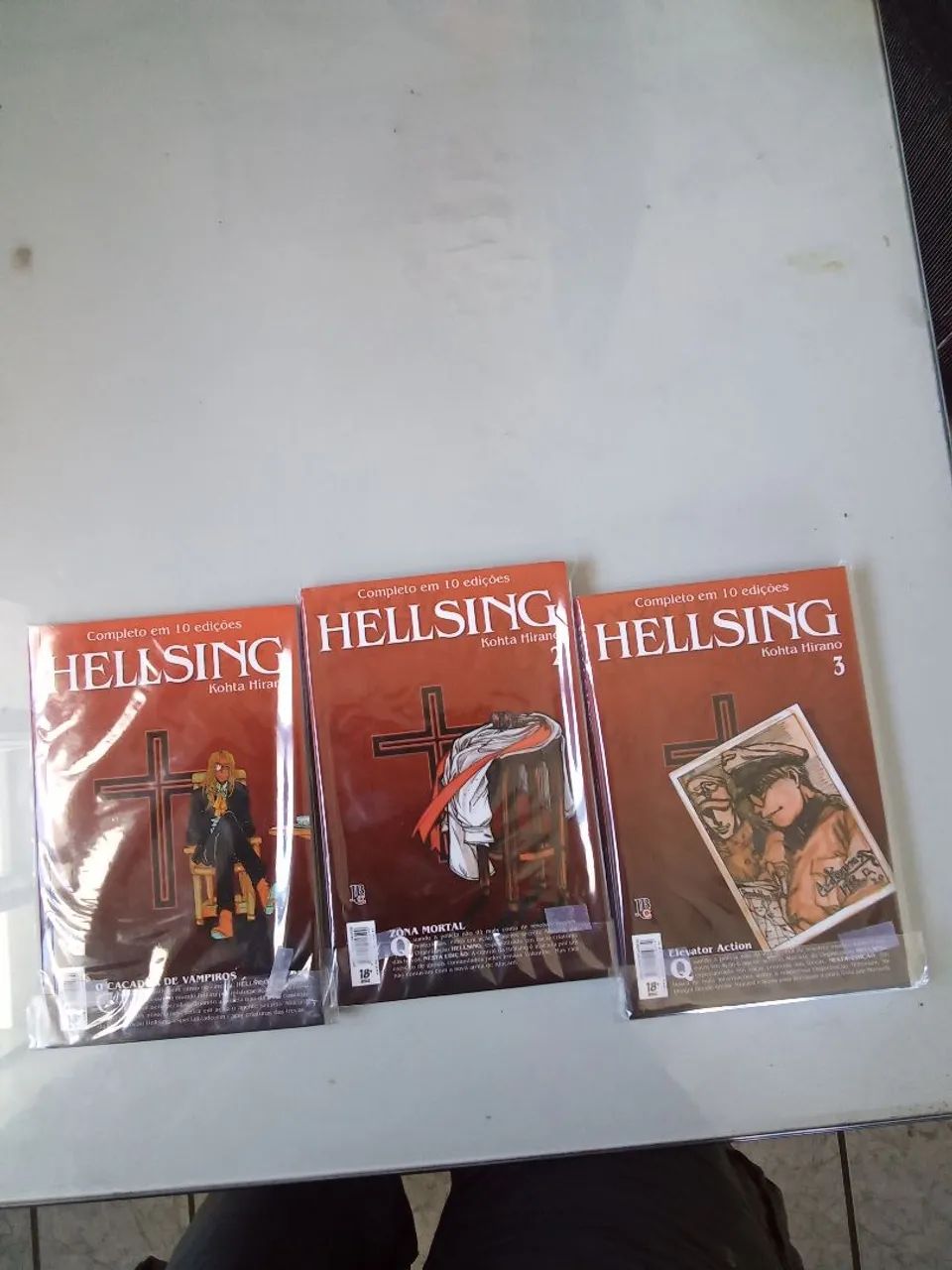 Mangá HELLSING (Nova Reimpressão) - Foto 4