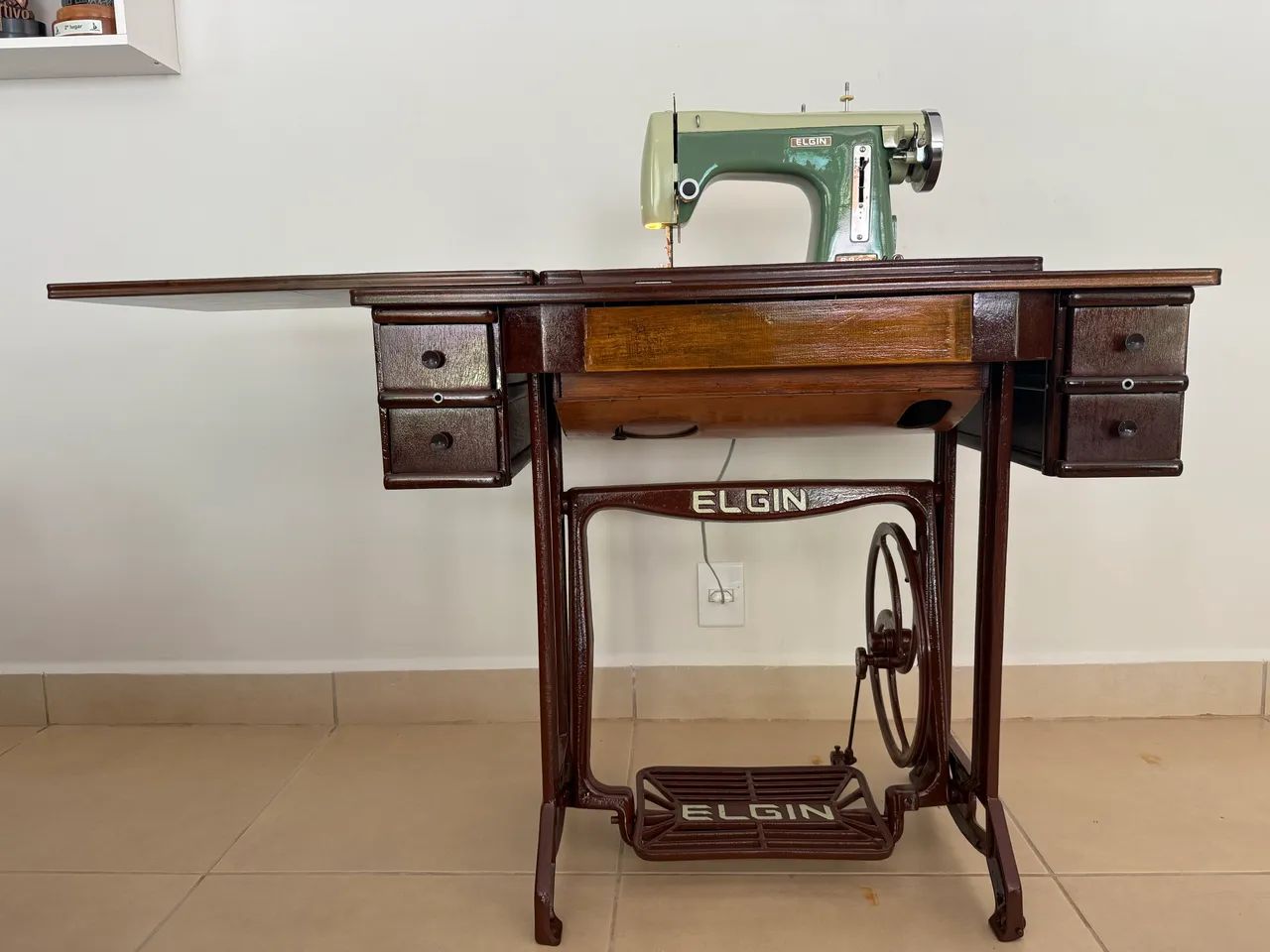 MÁQUINA DE COSTURA RELÍQUIA  - Foto 6