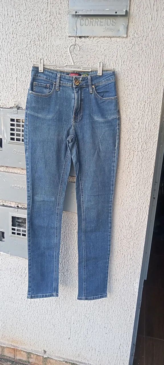 Calça Jeans Feminina com Barra Desfiada - Foto 3