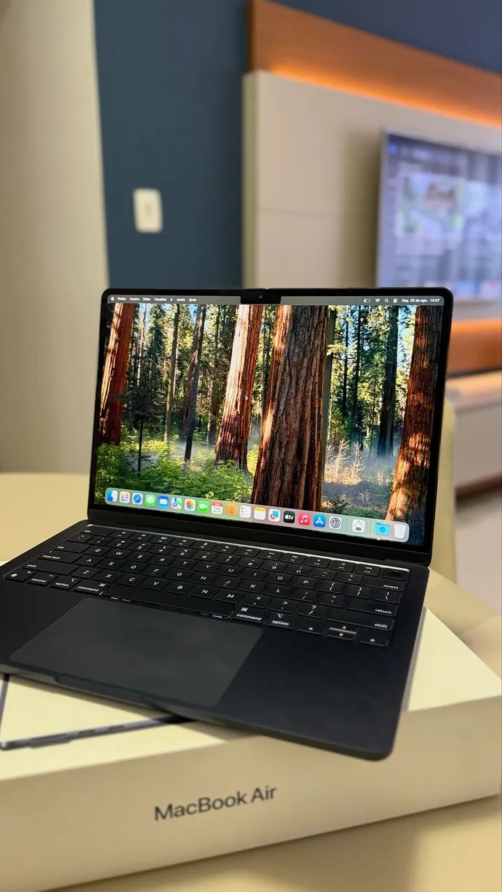 MacBook Air 13.6? M2 Midnight, de 256GB, 8GB (Seminovo), Garantia