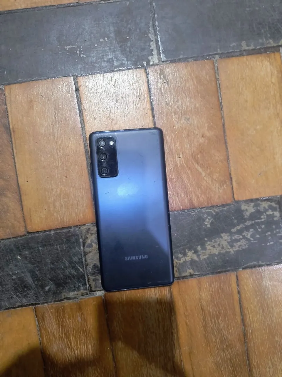 Galaxy S20FE