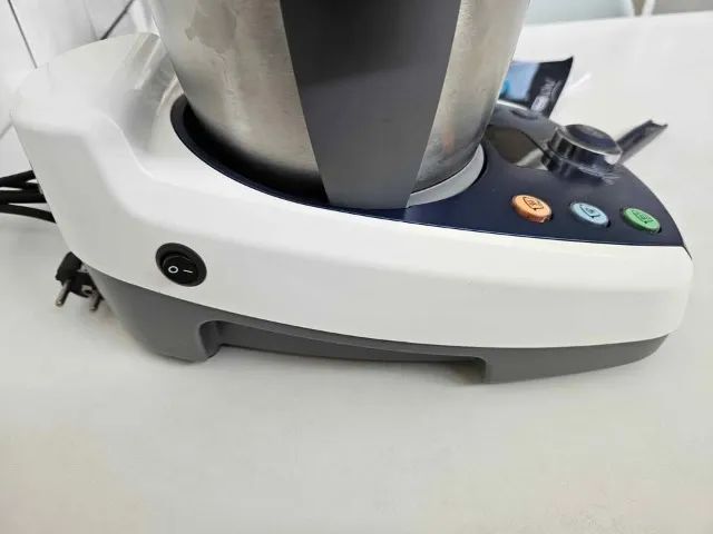 Chicco Delonghi Baby Meal - Panela Robo de cozinha 220v - Foto 3