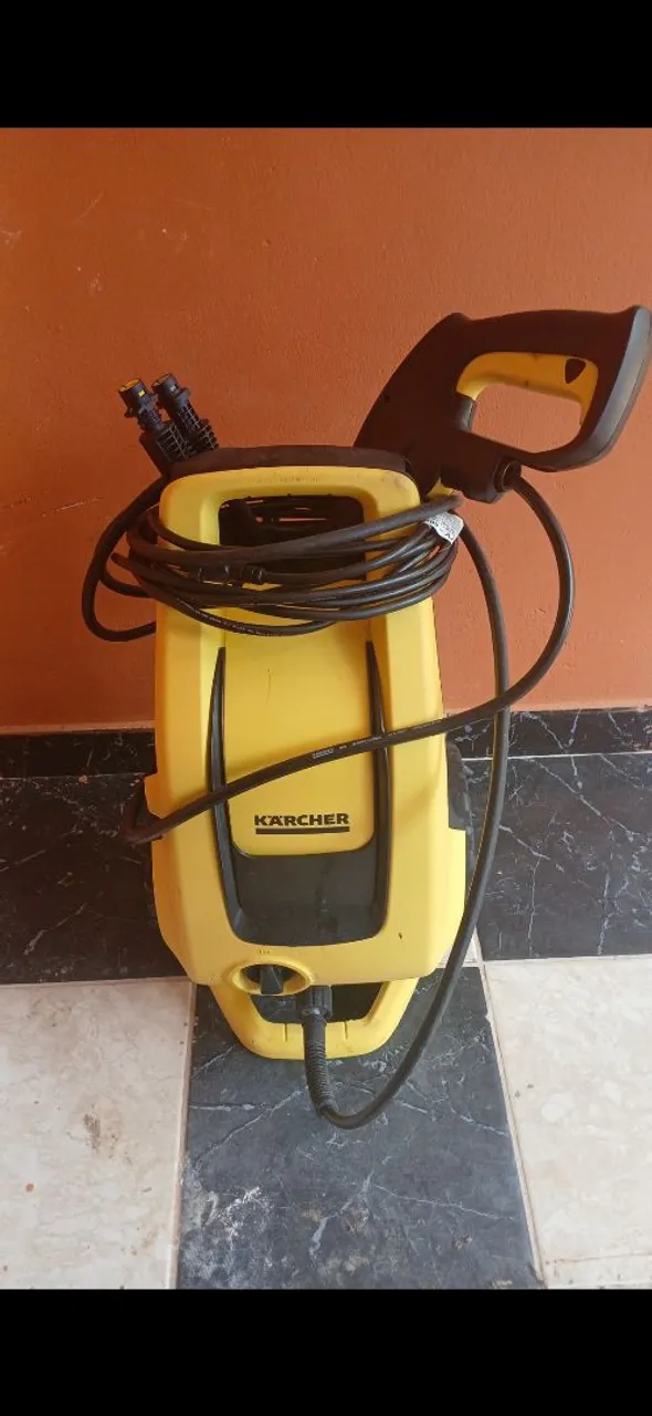 Lavadora de Alta Pressão Karcher