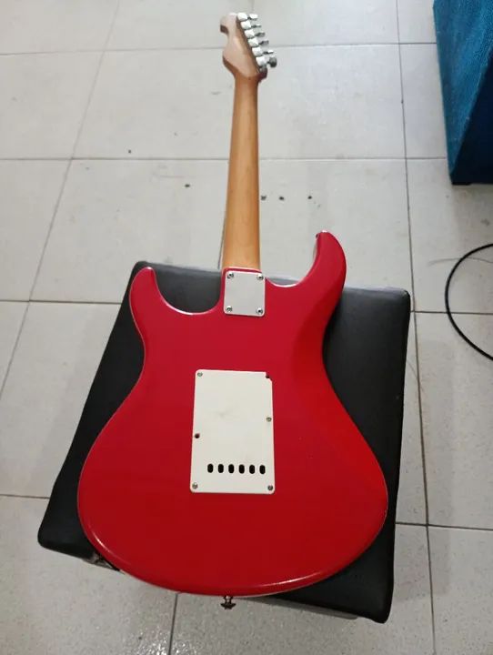 Vendo guitarra Yamaha EG 112 - Foto 3