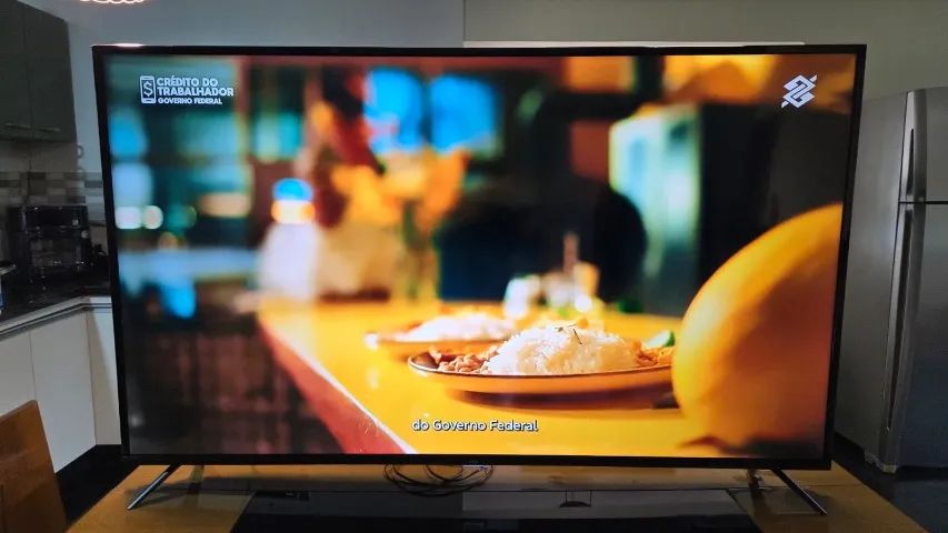 Televisão de LED de 65 Polegadas - Foto 2