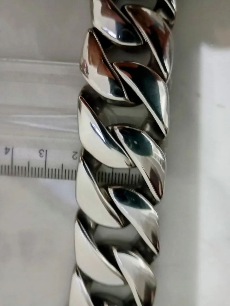Correntes de Aço Inox: Design Robusto e Elegante - Foto 3