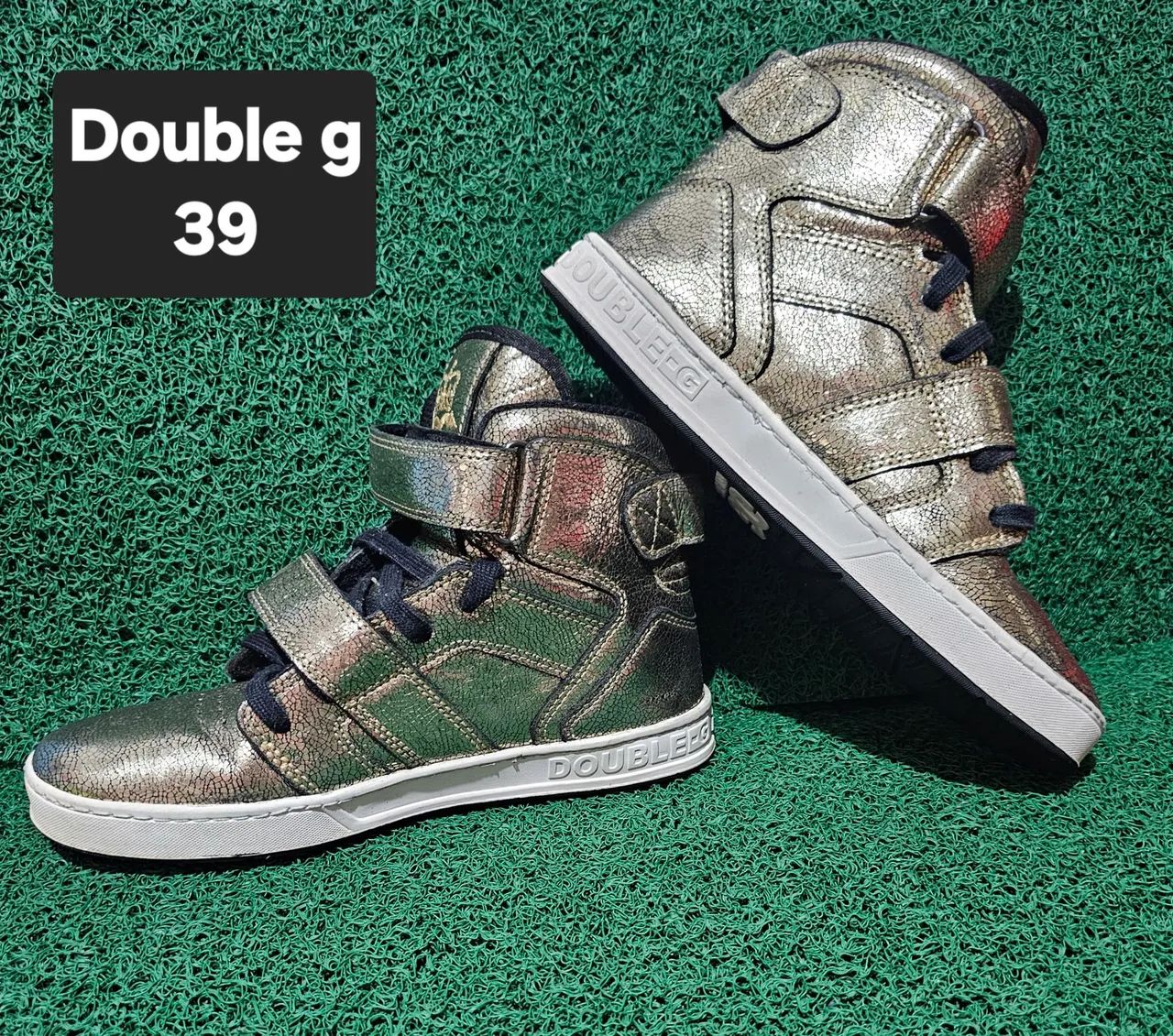 Bota feminina tamanho 39 Calçados Vila Constança, São Paulo