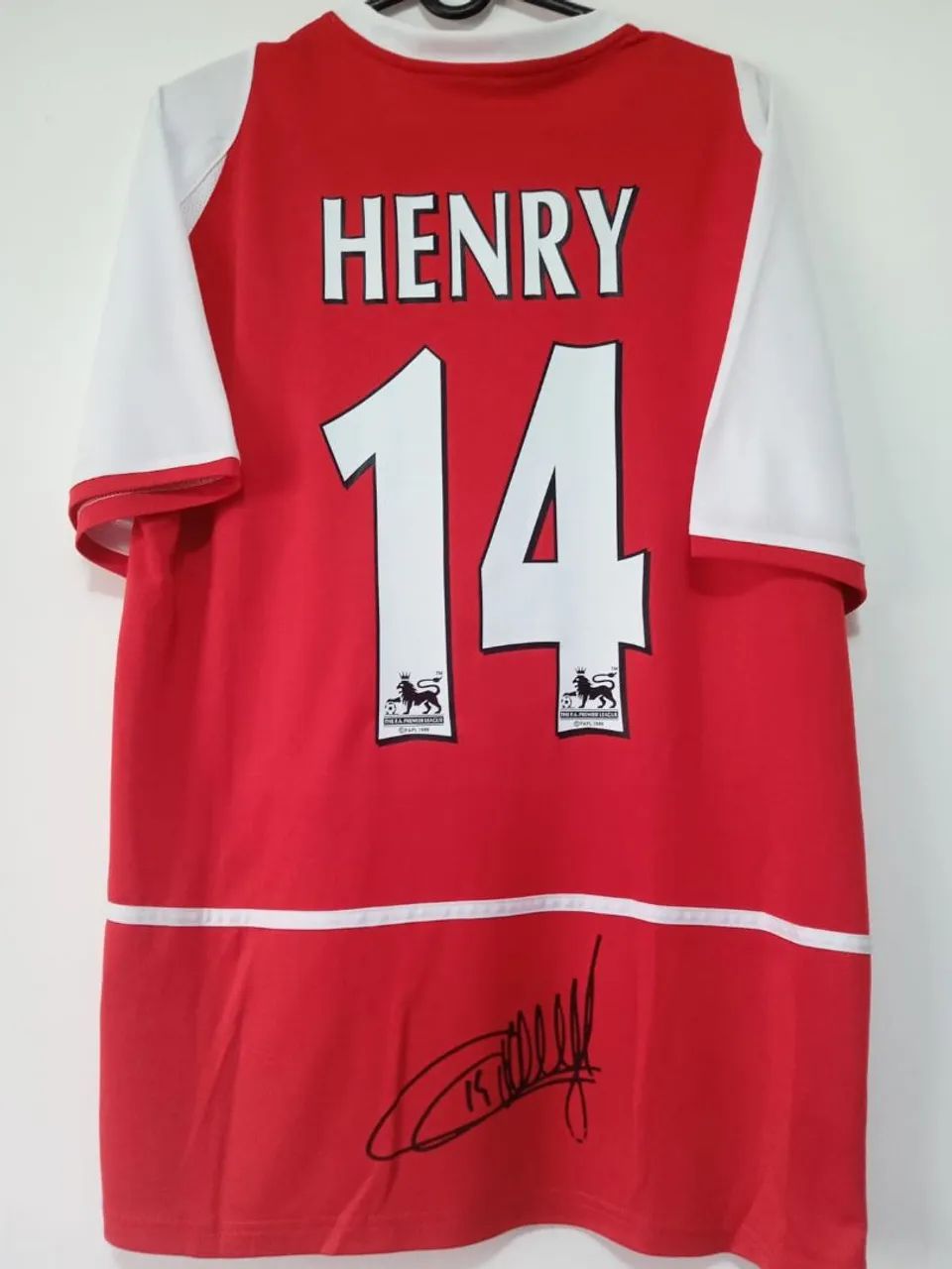 Camisa Arsenal Campeão Invicto Premier League 2003/2004 #14 Henry Autografada Certificada