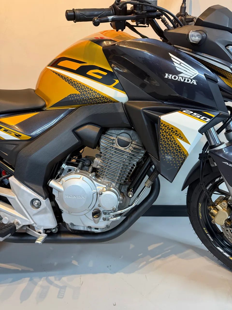 Cb 250 F Twister 2020/20 - OLIVEIRA MOTOS - Foto 3