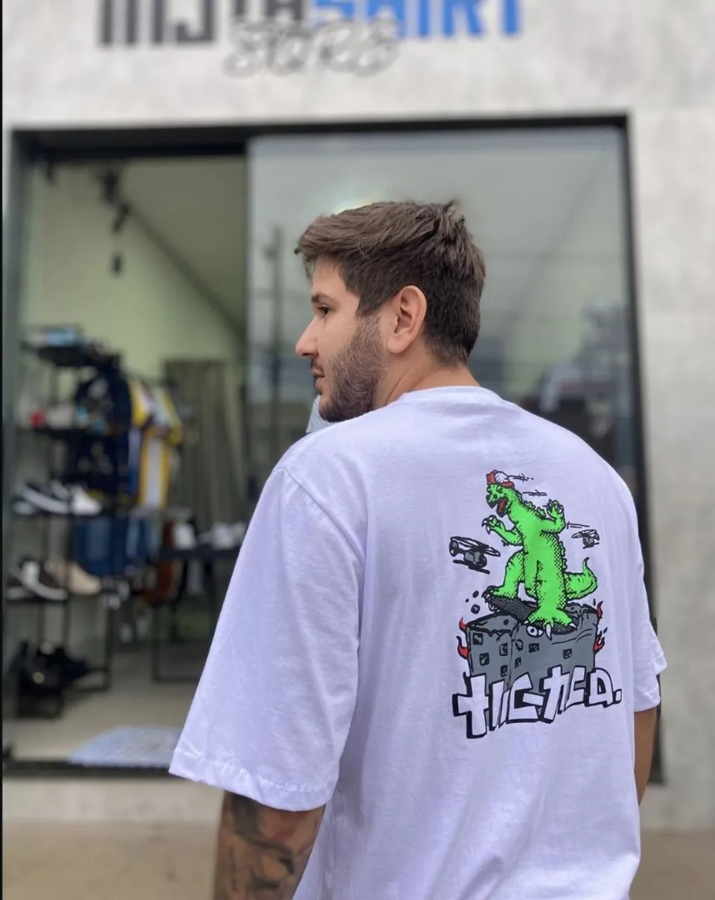 Camiseta HIGH T-REX skatista