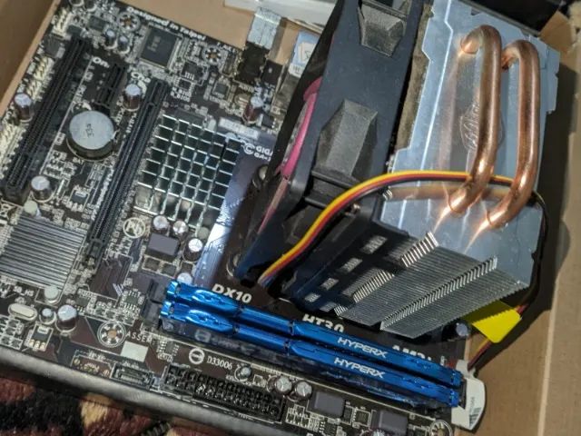 Kit AMD Processador + Placa mãe + 16GB Ram
