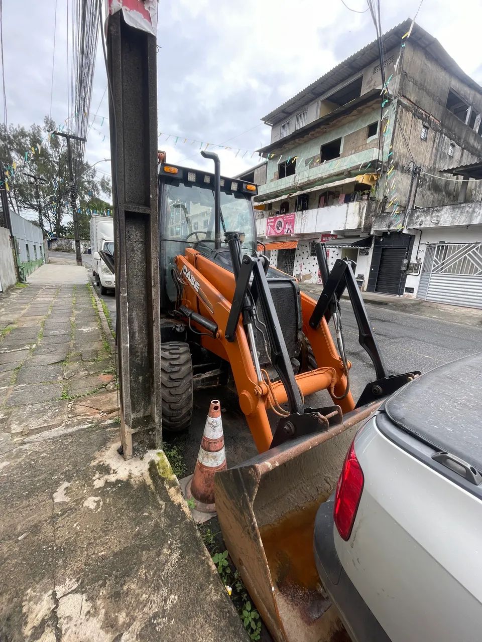 Retroescavadeira 64309386169217122