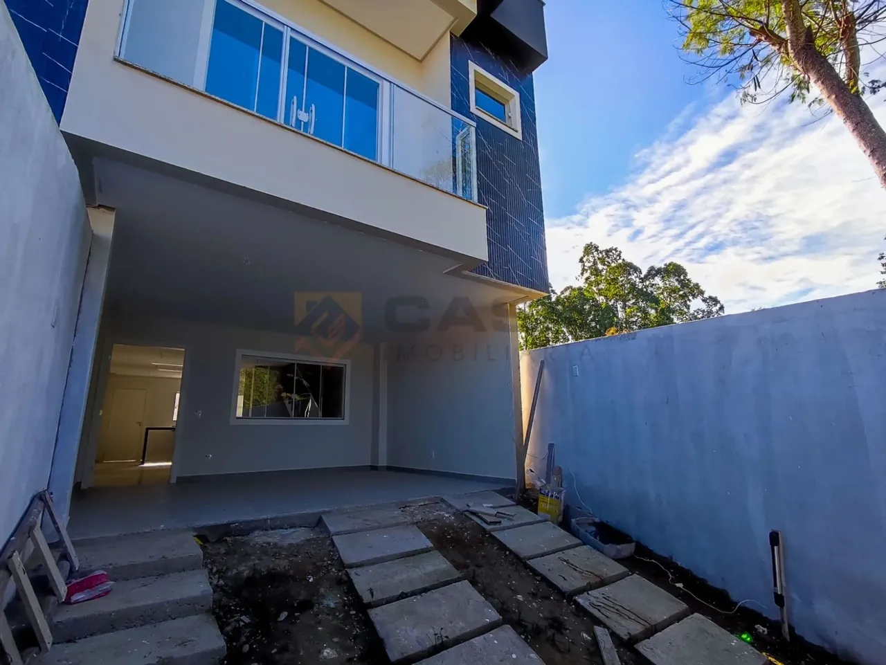 LE-Casa 3 quartos sendo 1 suíte em Portal de Jacaraípe jr