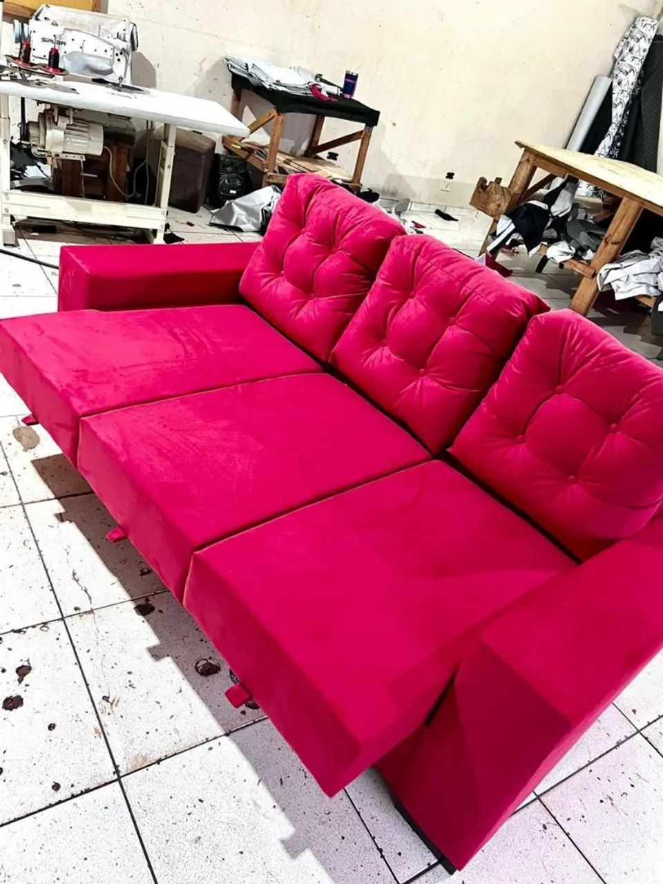 SOFA RETRÁTIL 03 LUGARES NOVO PROMOÇÃO  - Foto 2