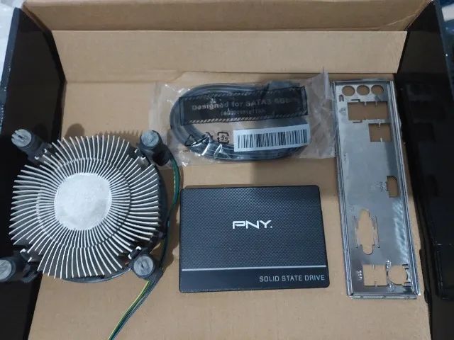 I5 9400f + 2x8GB RAM 2666Mhz + SSD 120GB - Foto 2