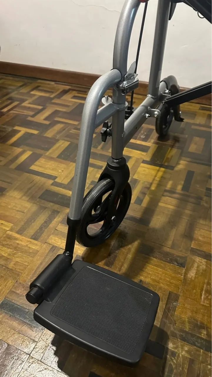 Apoio para os pés de cadeira de rodas - Foto 2