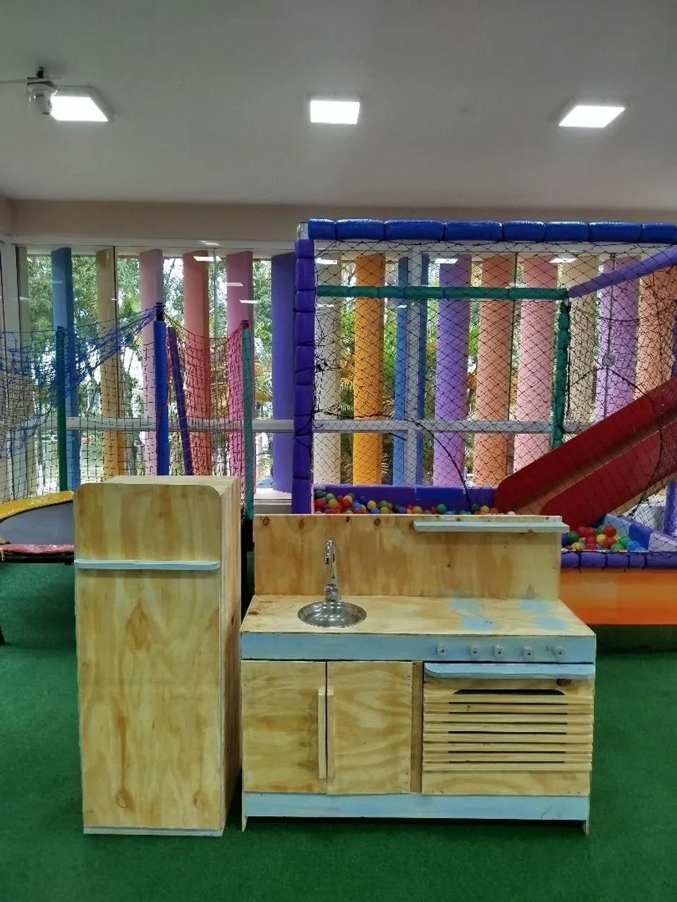 Cozinha Infantil de Madeira - Foto 2