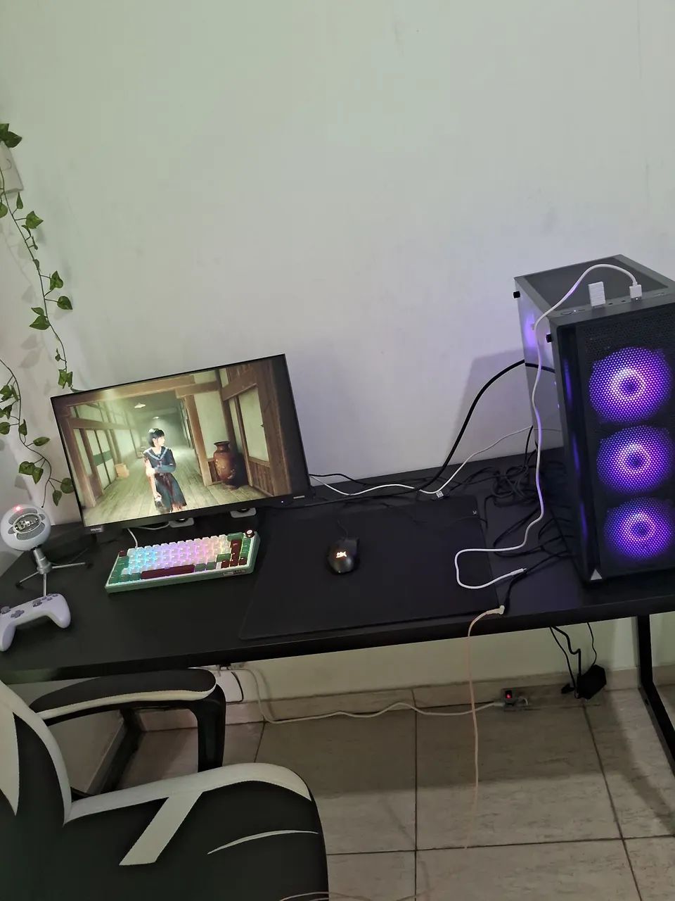 PC GAMER+SETUP - RX 7700 XT 12GB, 32GB RAM, RYZEN 5 5600