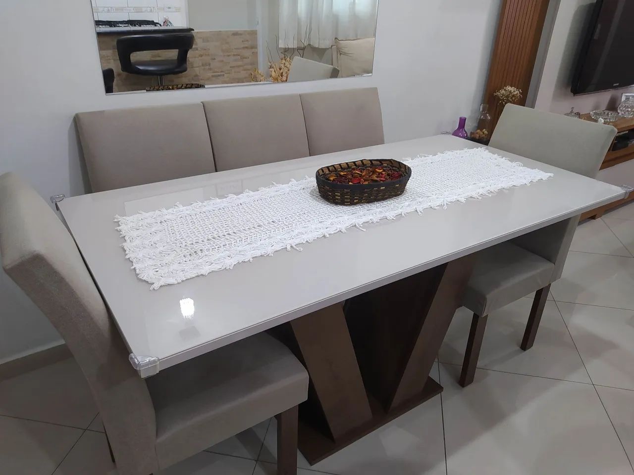 Mesa de jantar 6 lugares 