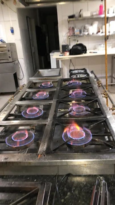 Limpeza e manutenção de fogão industrial fonos chapa e charbrolle