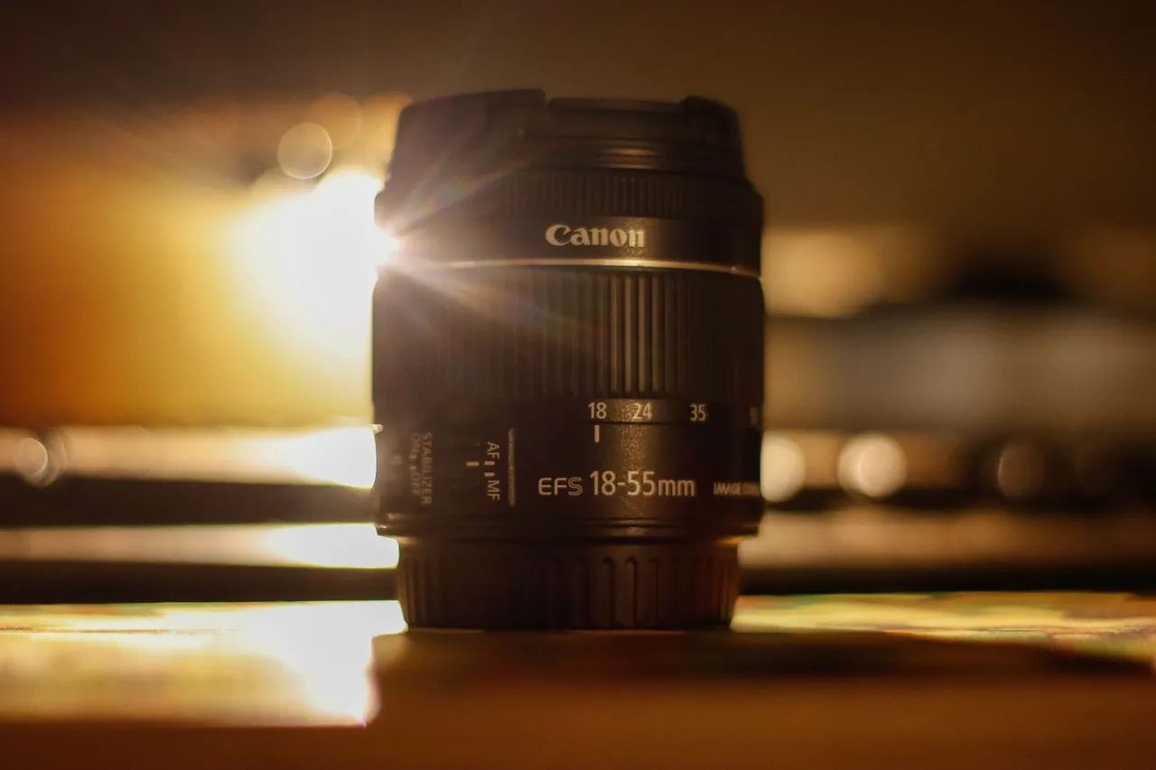 Lente Canon EFS 18-55mm IS STM (estabilizada)