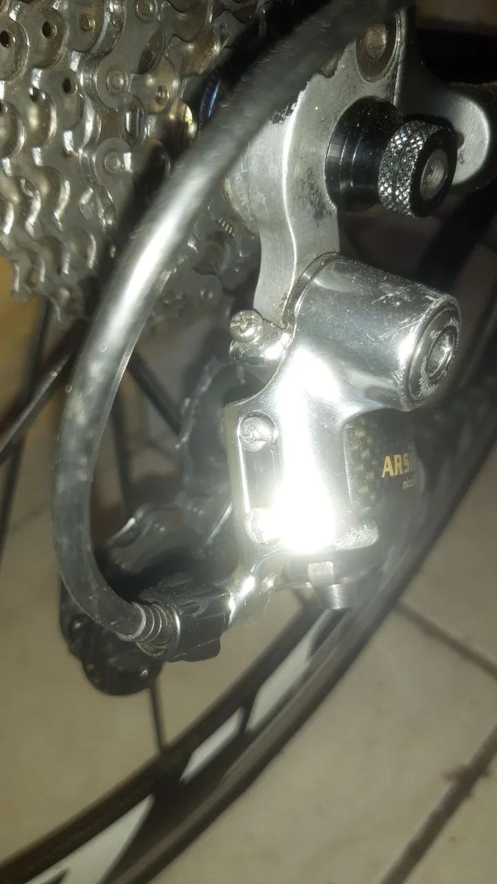 CAMBIO TRASEIRO MICROSHIFT 10 V EM FIBRA DE CARBONO  - Foto 2