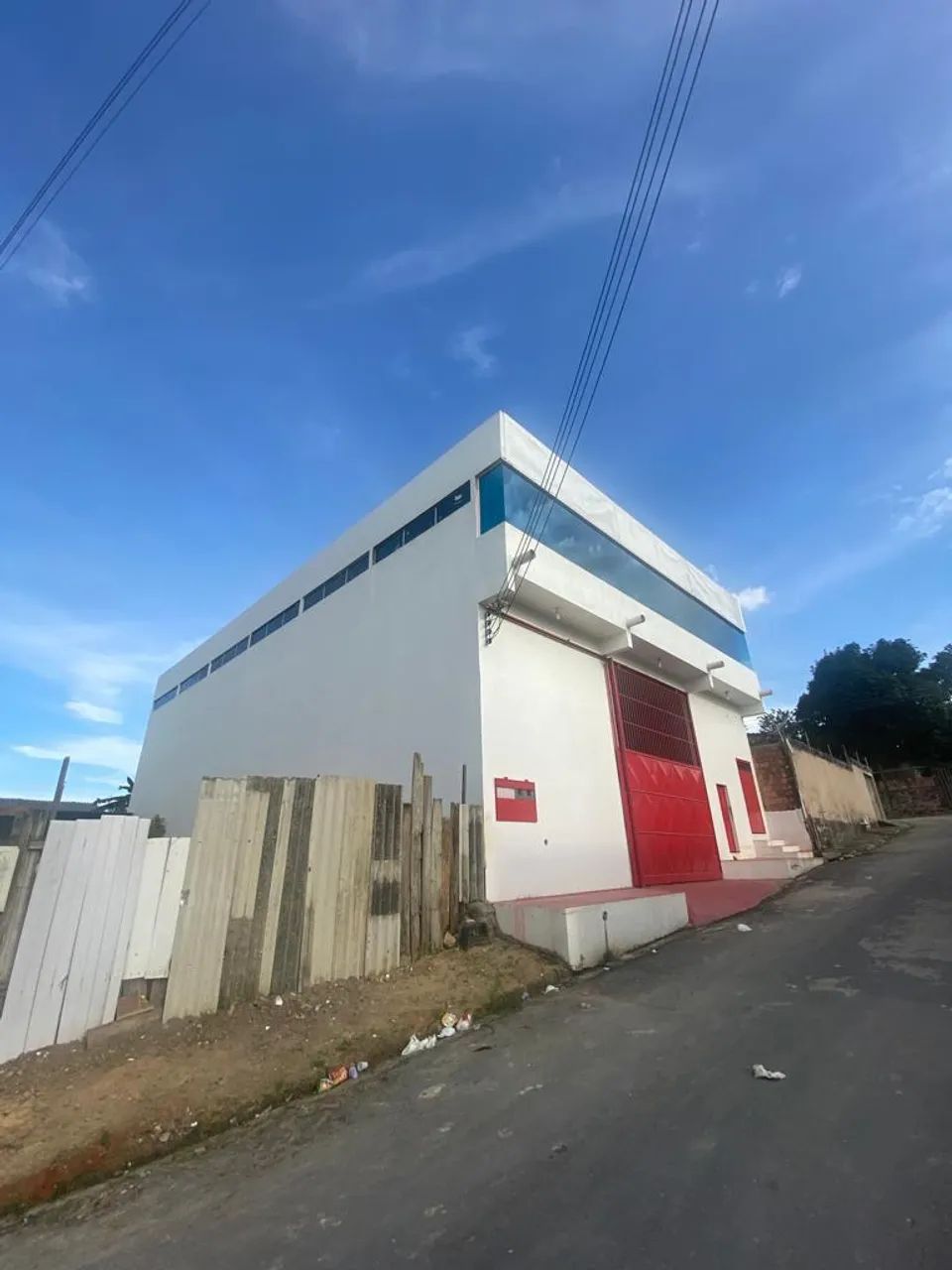 Ve4nde/Galpão/Prédio/Colônia Terra Nova-Manaus/Área comercial ou residência/720m²/4 Banhei - Foto 4