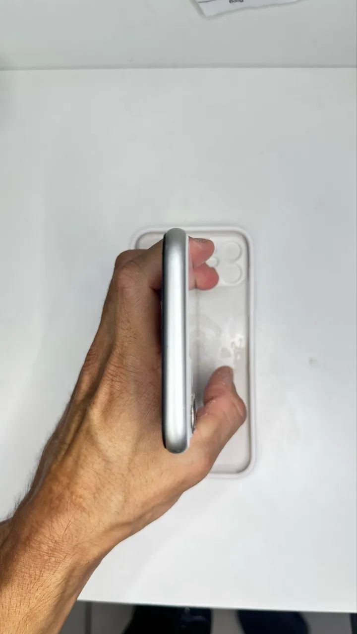 IPHONE 11 - Foto 4