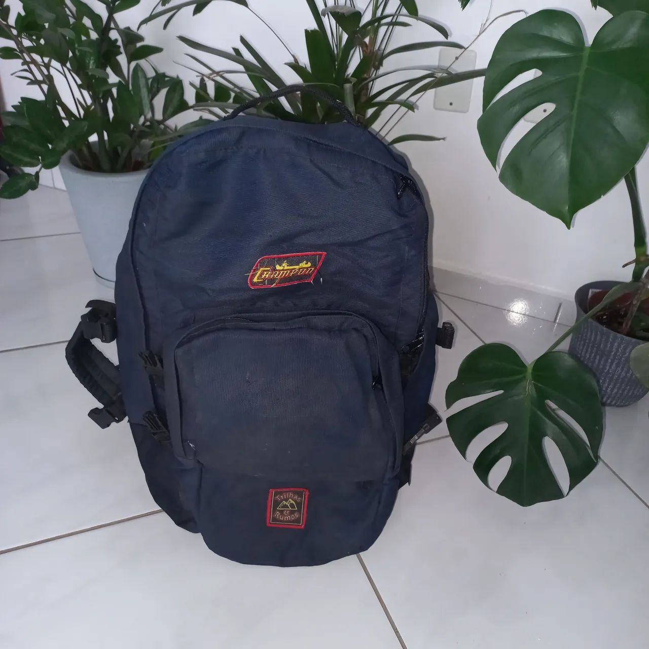 Mochila para trilha e acampamento 75l