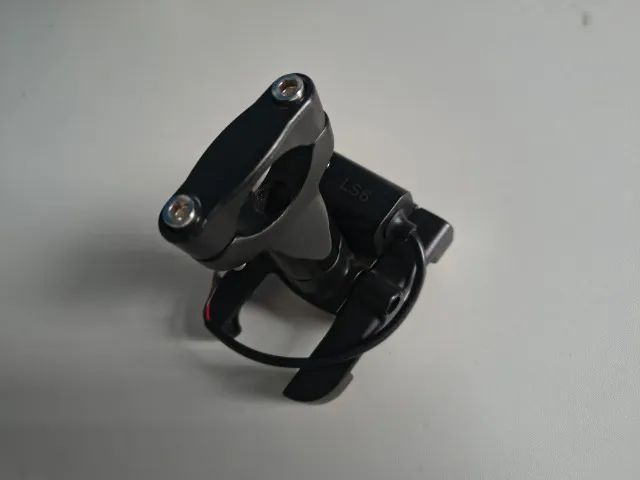 Suporte de celular para moto usb - Foto 4