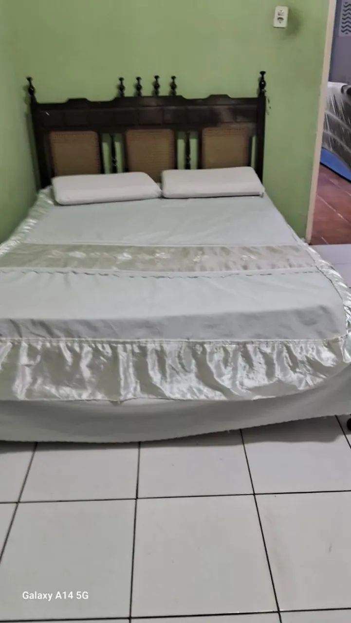 Cama e colchão 