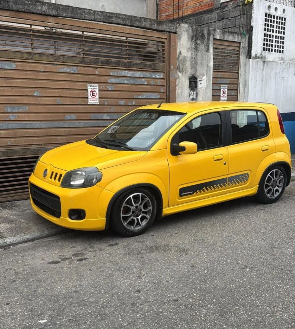 Fiat Uno Sporting 1.4 EVO Fire Flex 8V 4P 2013 - Foto 2