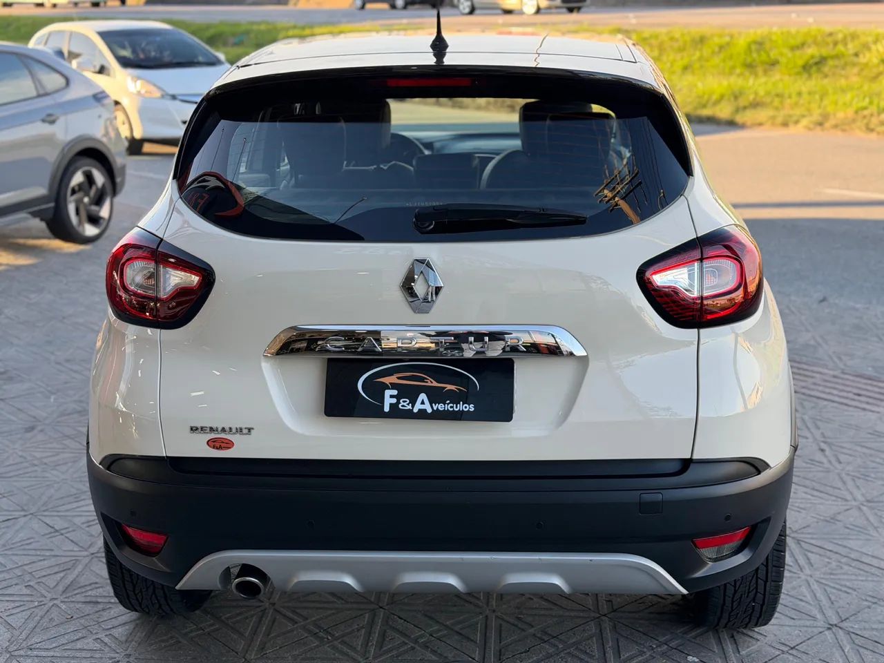 Renault Captur Life 1.6 16V Flex 5P Aut. 2020 - Foto 3