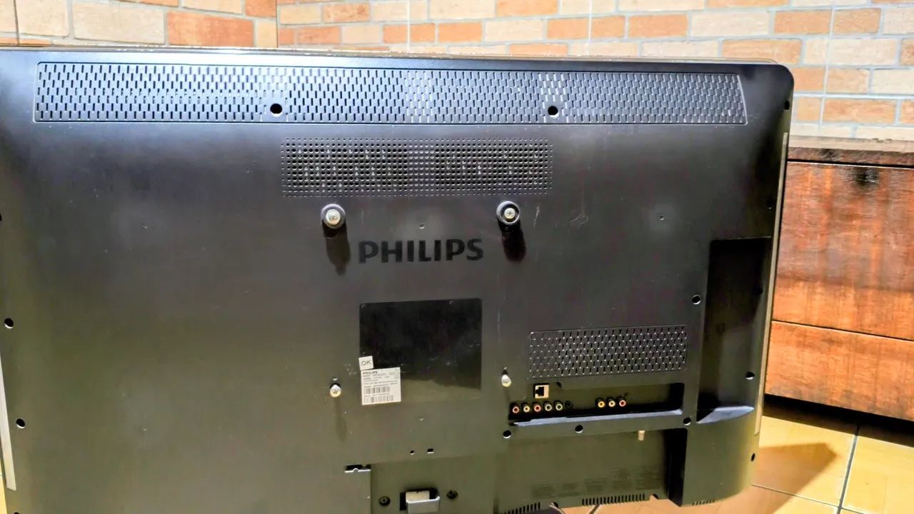 TV Phillips 40 AmbiLight Digital  - Foto 4