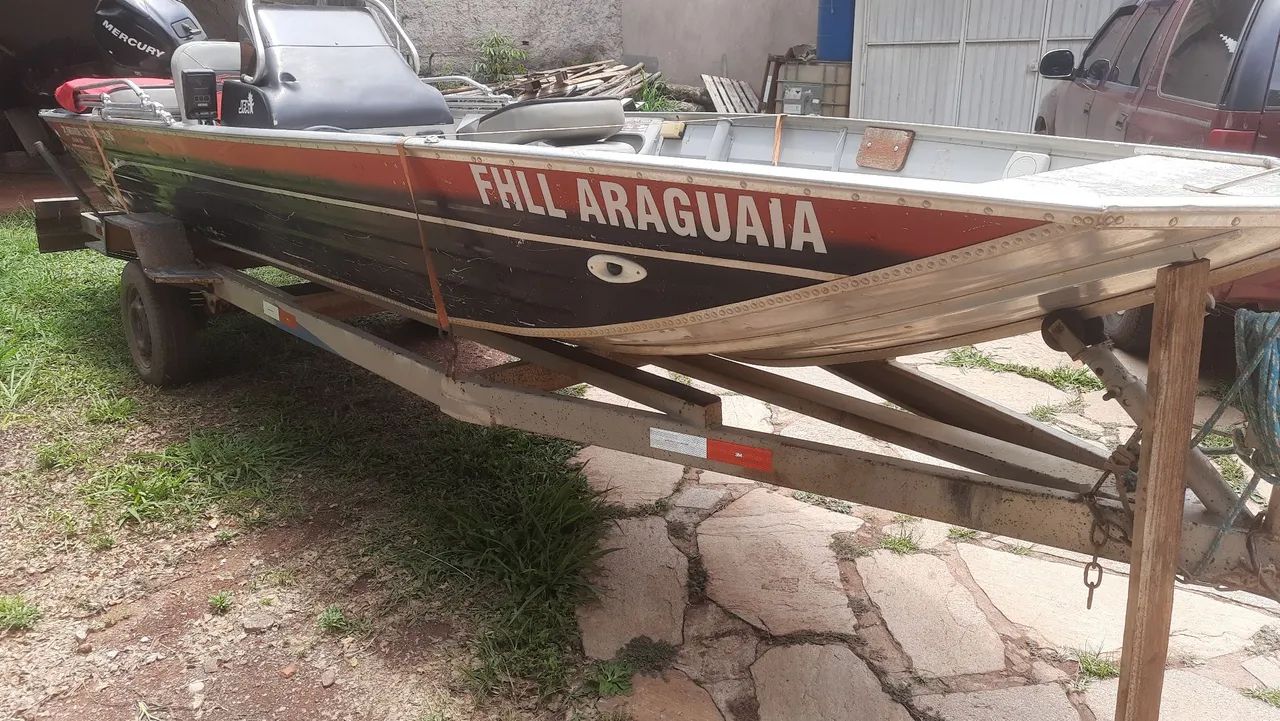 Lancha de alumínio  com motor 4 tempos com pawer trin - Foto 4