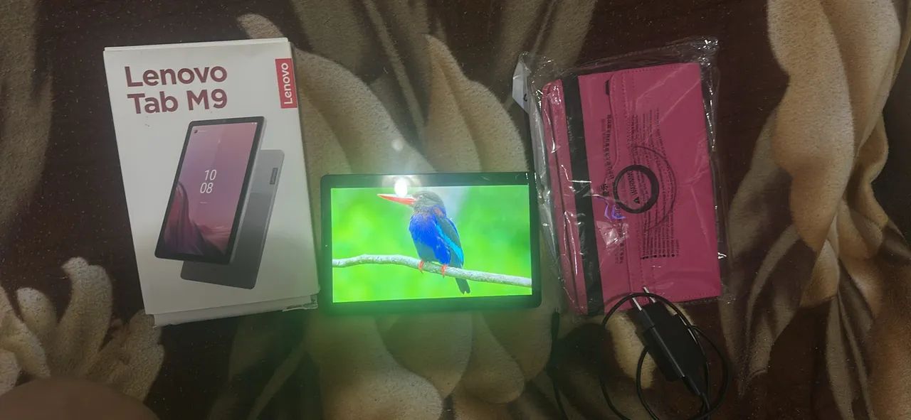 Vende-se tablete Lenovo M9 - Foto 2
